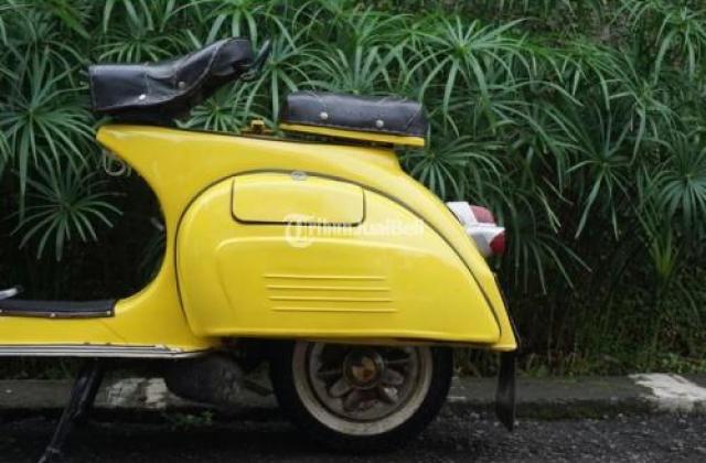 Warna Vespa Super
