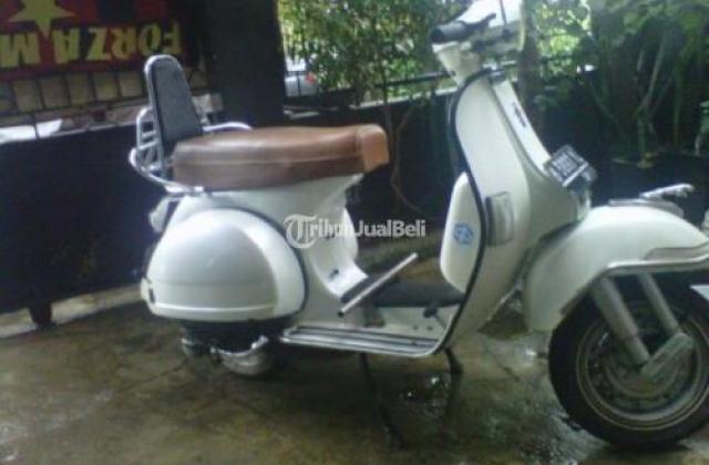 Warna Cat Vespa Classic
