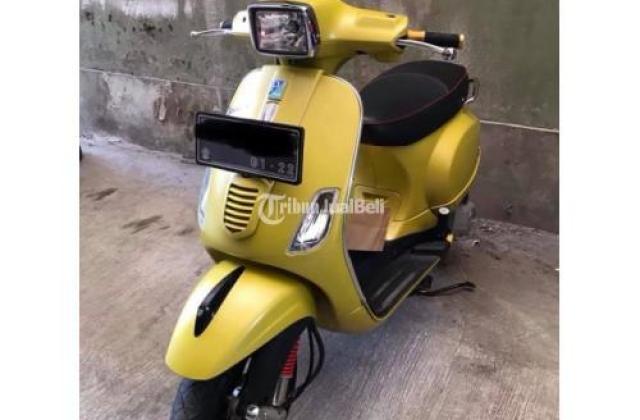 Vespa S Kuning
