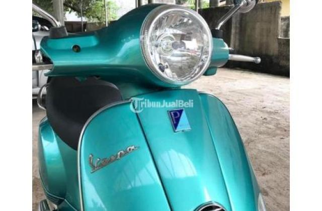 Vespa Matic Warna Hijau
