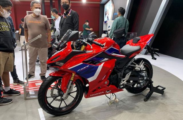 Penampakan Honda Cbr 150r Terbaru
