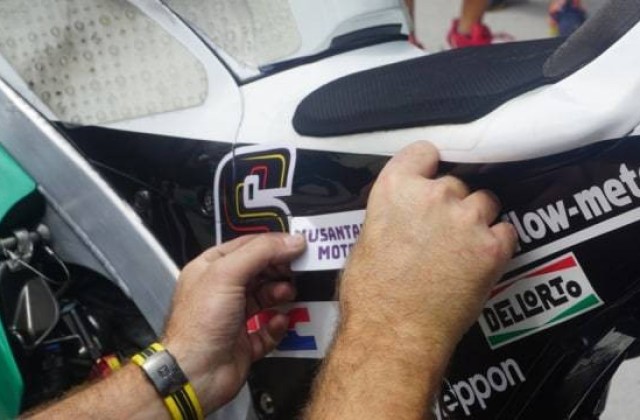 Cara Melepaskan Stiker Motor Yang Sudah Lama
