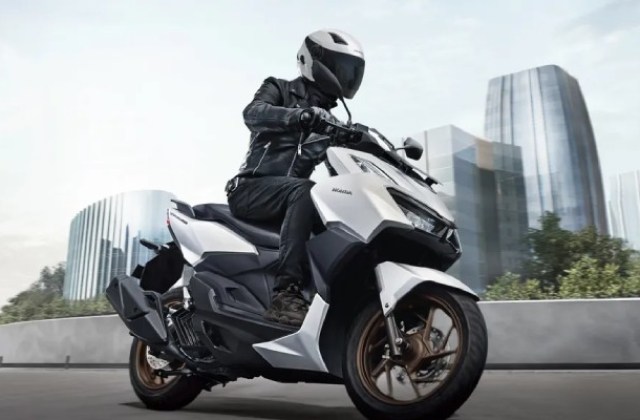 Rekomendasi Oli Matic Honda Vario 160
