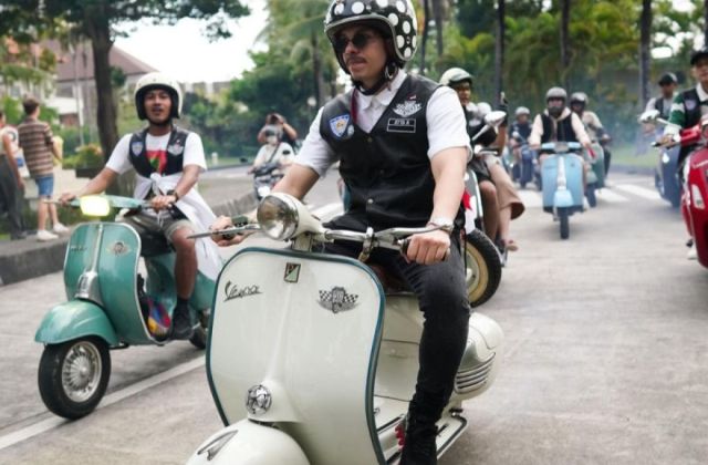 Vespa Tahun 50
