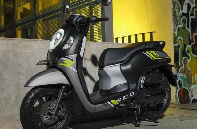 Berapa Harga Scoopy Sporty Black 2022
