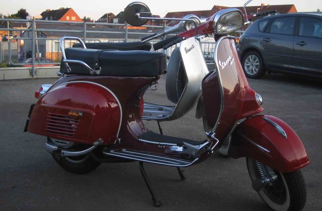 Vespa Sprint Rally

