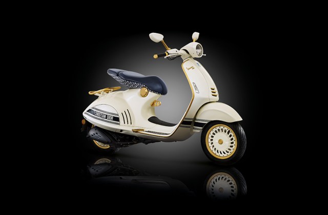 Mengapa Vespa Dior Mahal

