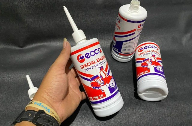 Oli Mesin Vespa 2 Tak Terbaik
