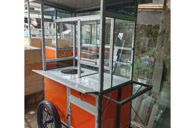 Vespa Gerobak Dagang
