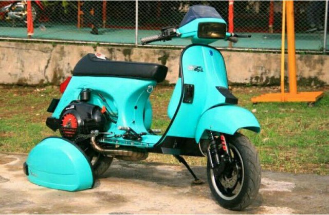 Vespa Tosca

