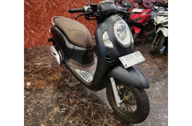 Berapa Dp Kredit Motor Scoopy 2021
