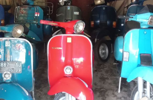 Vespa Bajaj Deluxe Original
