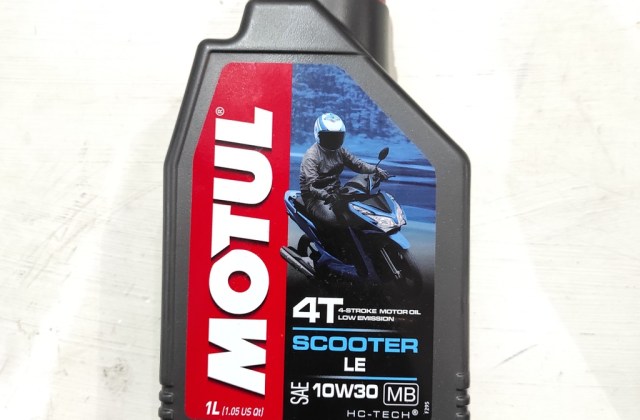 Oli Motul Matic Full Synthetic
