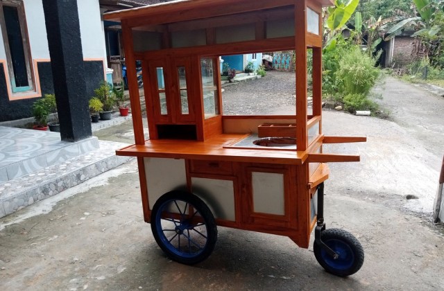 Gerobak Vespa
