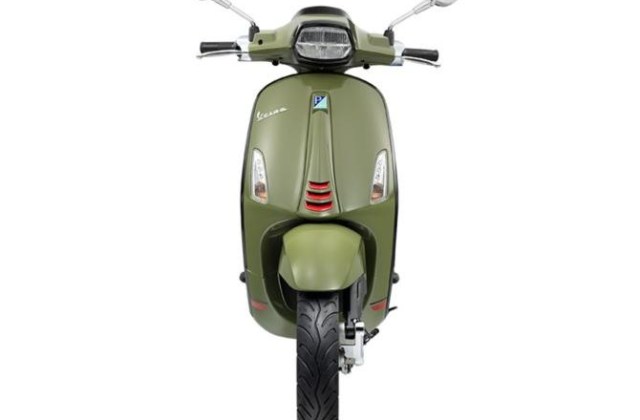 Vespa Sprint Green
