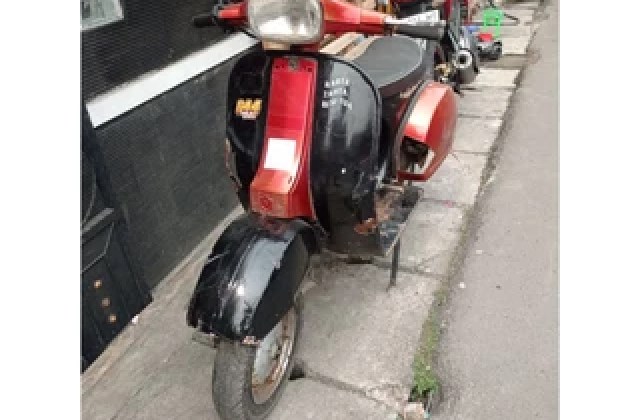 Vespa Exclusive 2 Original
