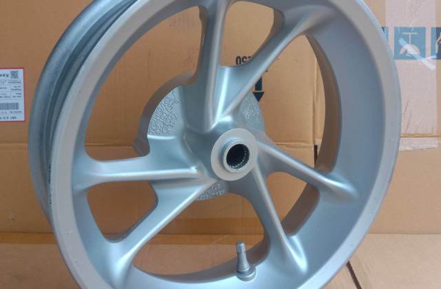 Warna Warna Pelek Motor
