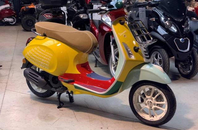 Vespa Sean Wotherspoon
