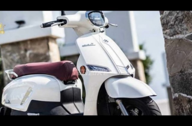 Vespa Matic 125
