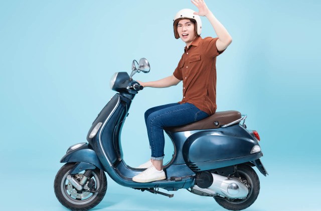 Vespa Matic Blue
