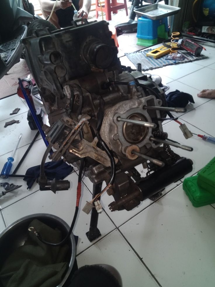 Turun Mesin Motor Beat
