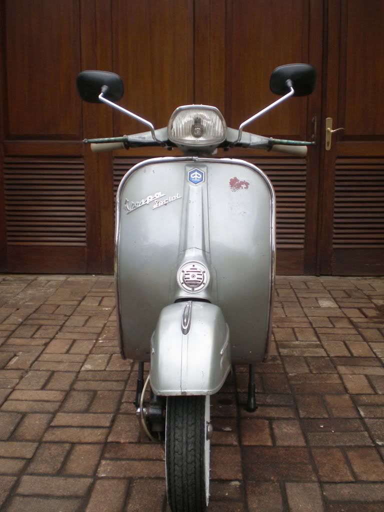 Vespa Sprint Silver
