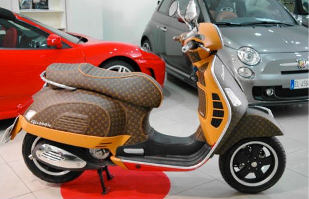 Vespa Louis Vuitton
