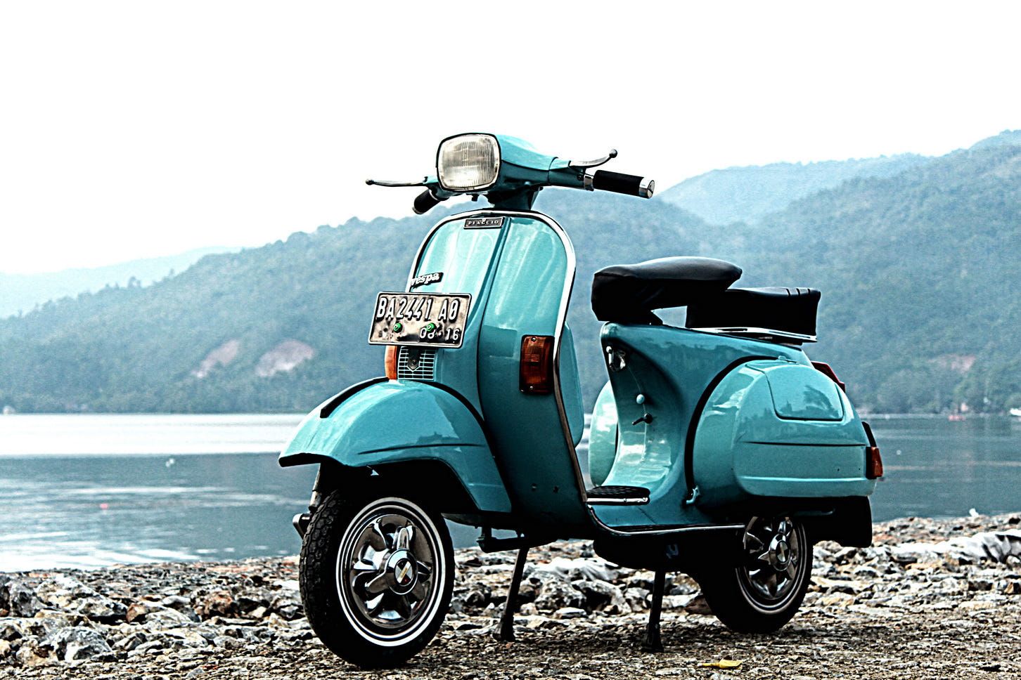 Vespa Strada
