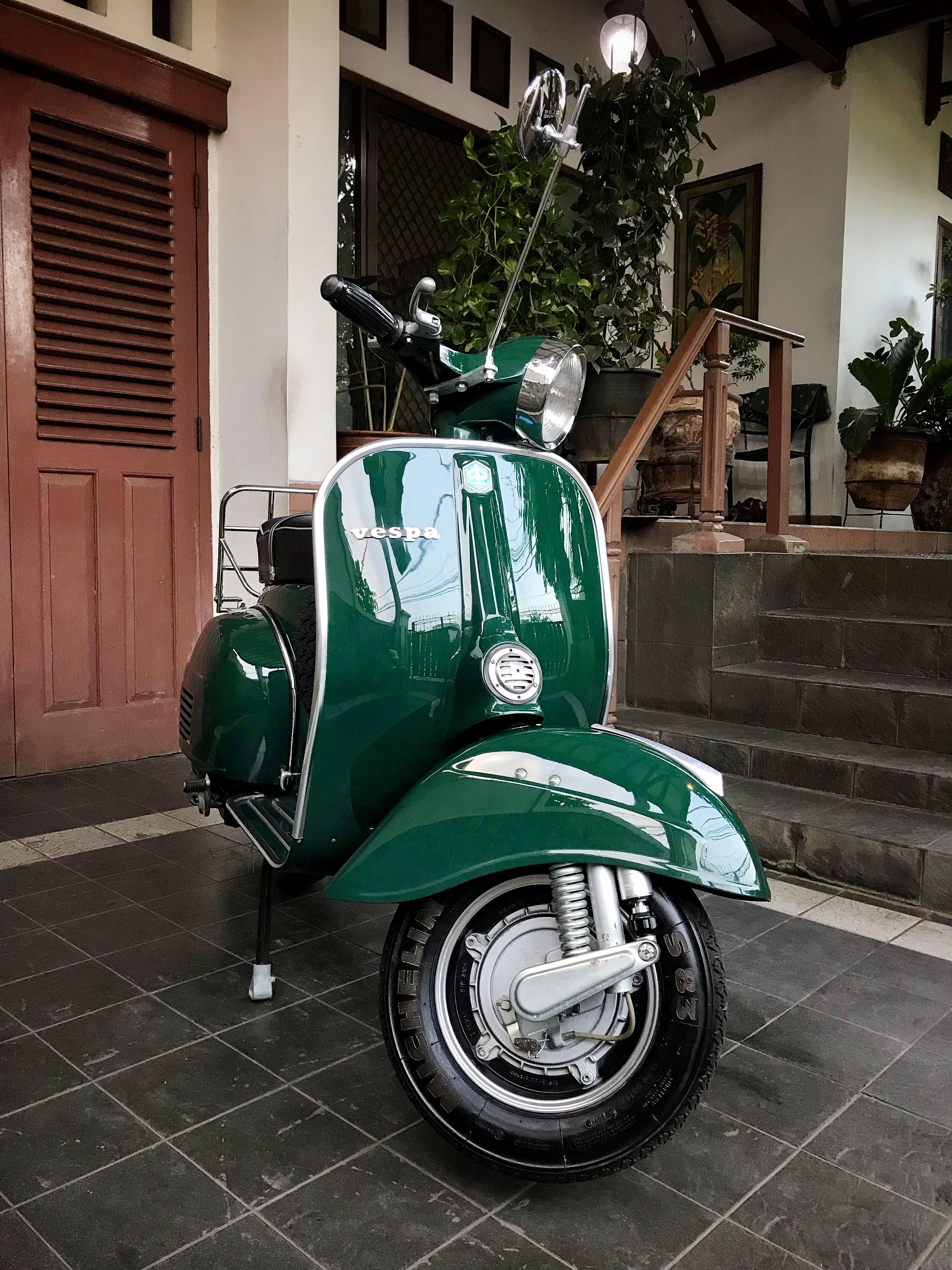 Vespa Hijau
