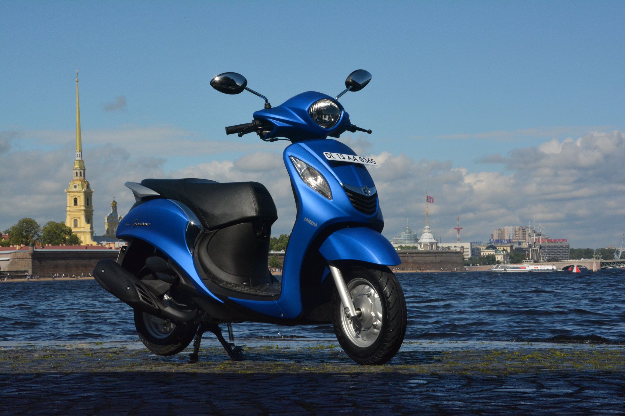 Vespa Yamaha
