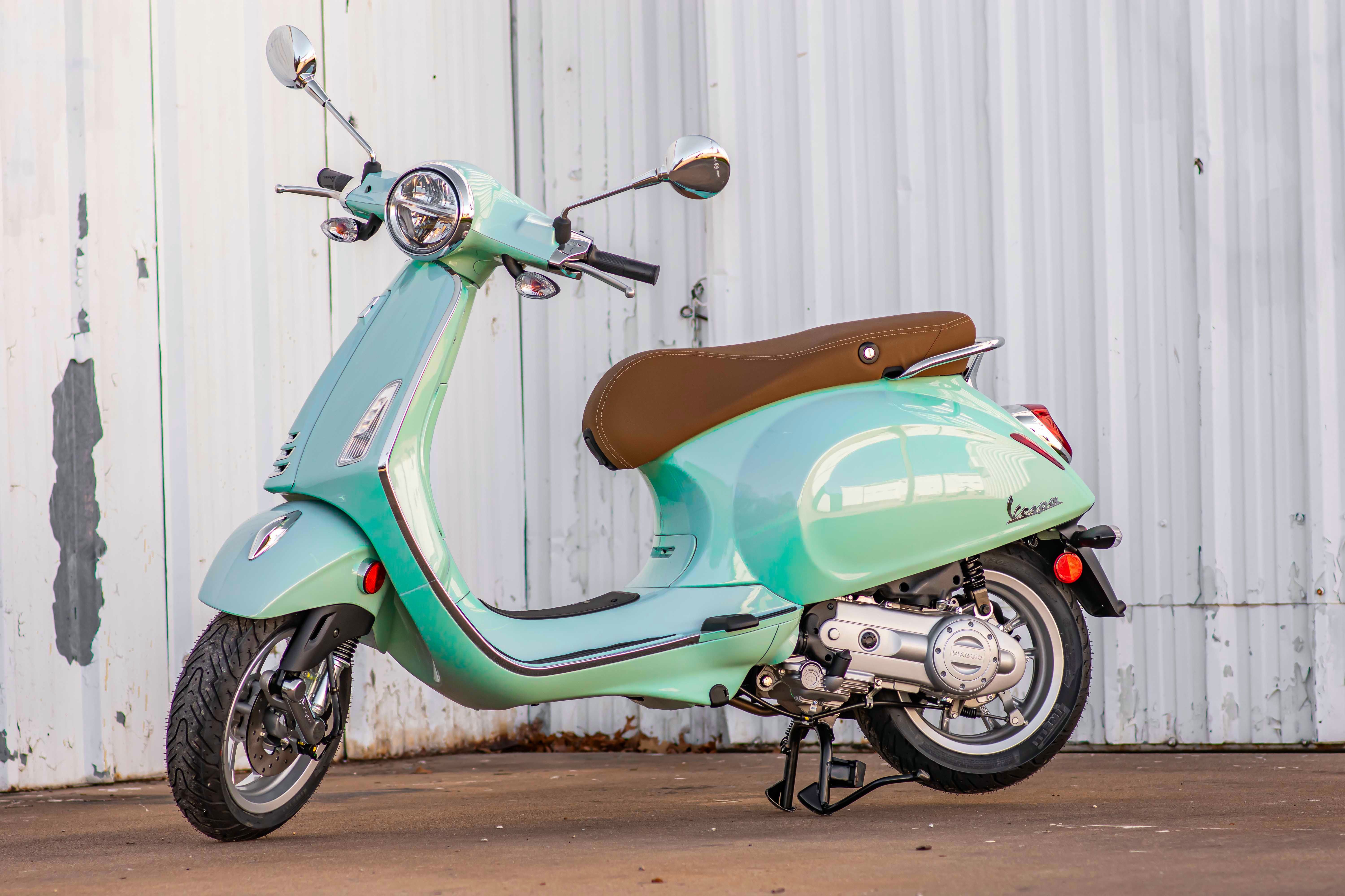 Harga Vespa Primavera Baru
