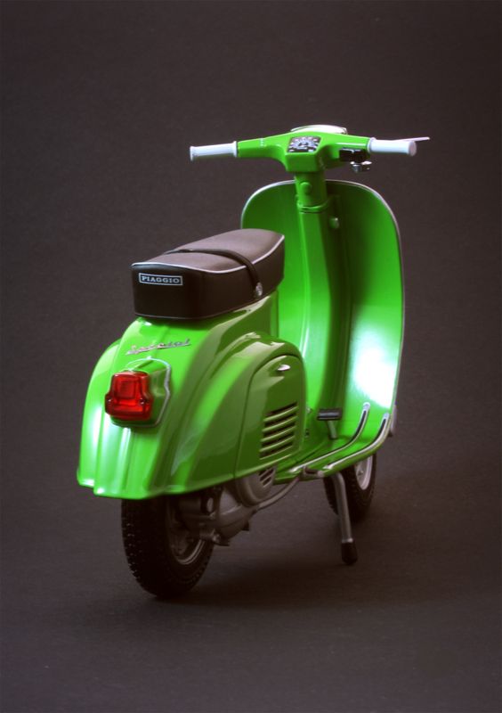 Vespa 50 Special
