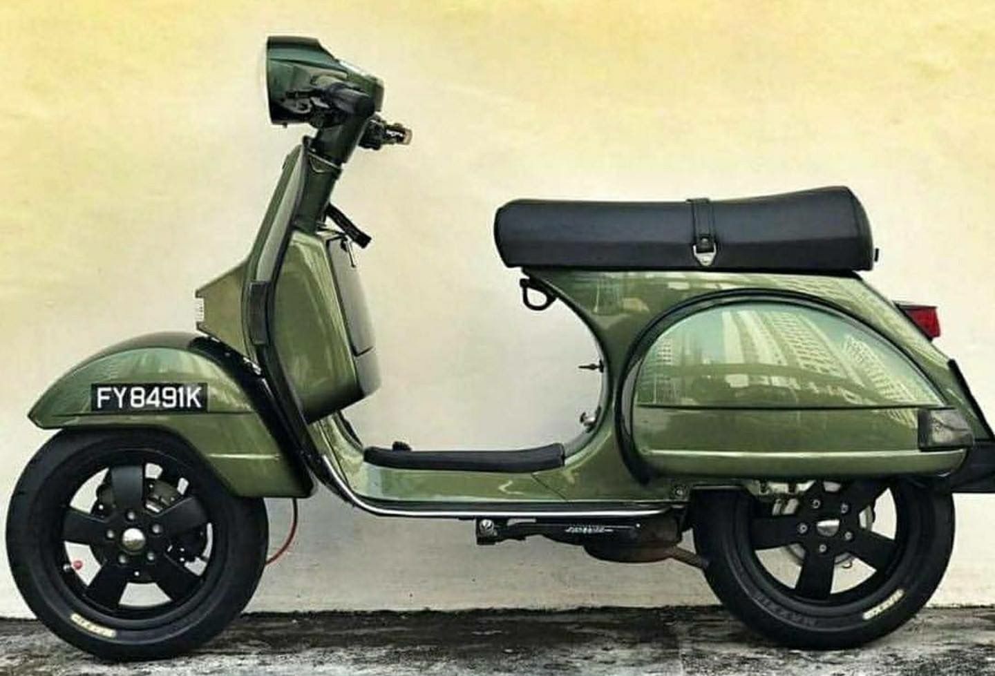 Modifikasi Vespa Sprint Klasik
