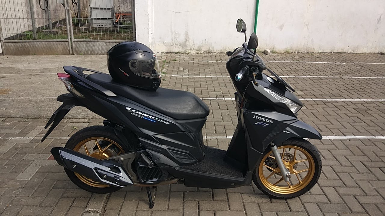 Modifikasi Motor Vario 150 Warna Hitam
