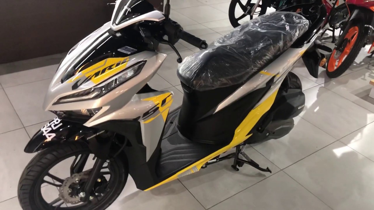 Honda Vario 150 Yellow
