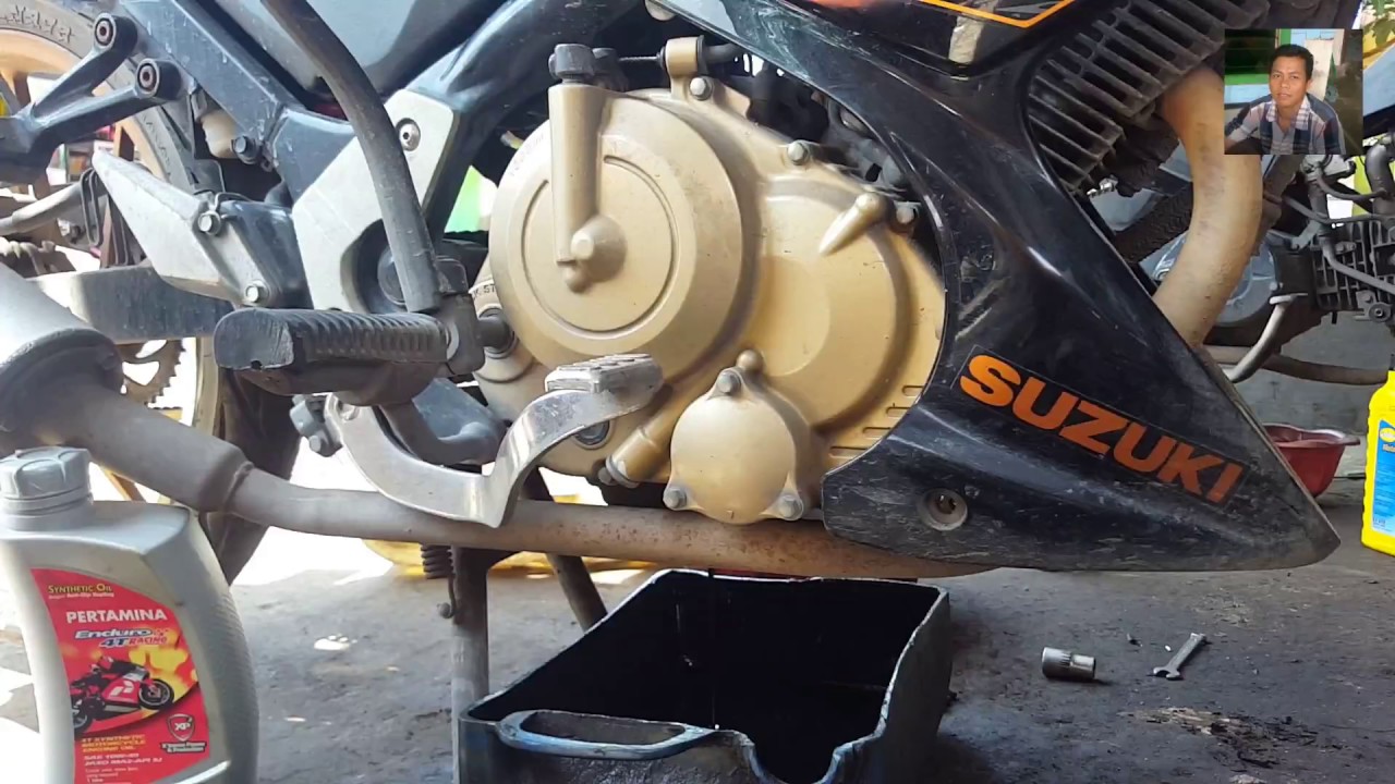 Oli Motor Satria Fu
