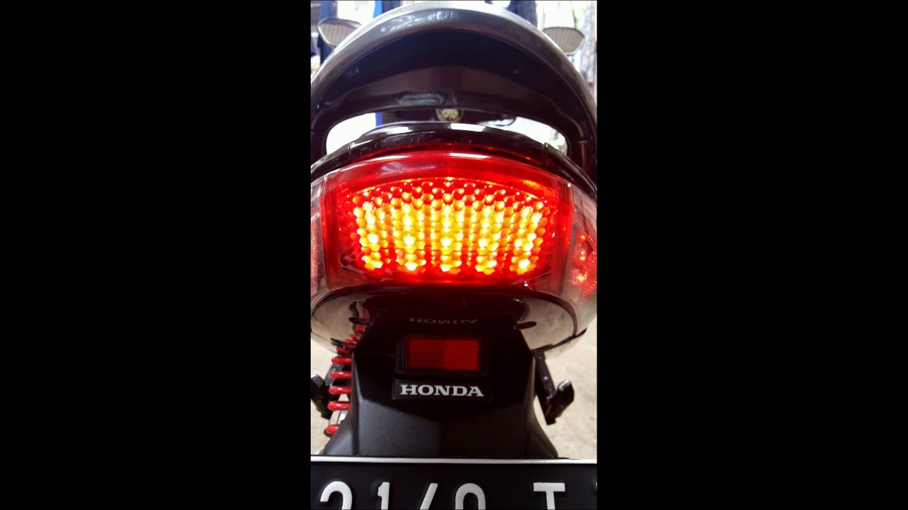 Head Lamp Pada Honda Vario 125
