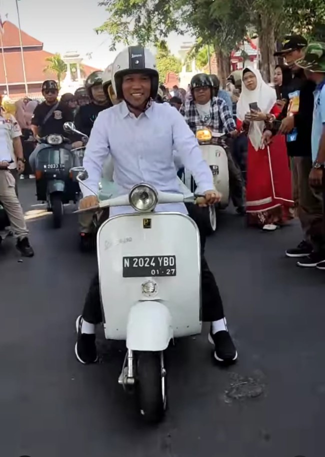 Harga Vespa Darling 1966
