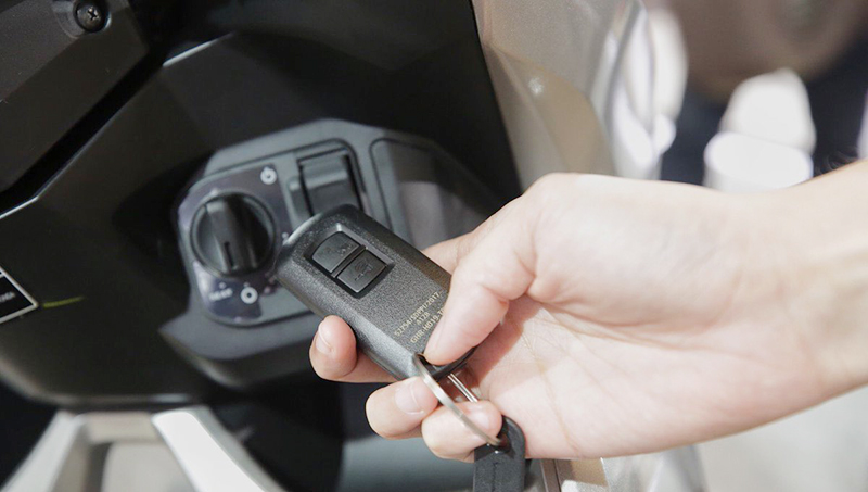 Cara Memperbaiki Remot Motor Vario 150
