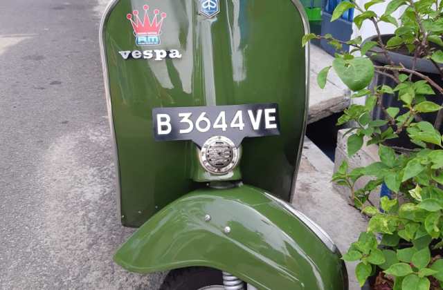 Plat No Vespa
