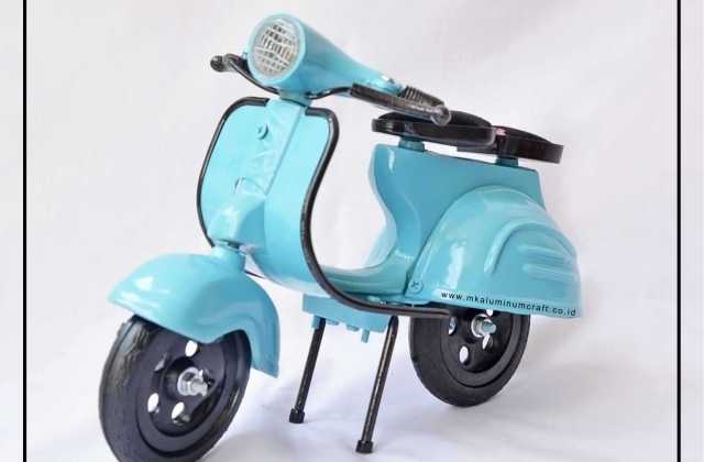 Vespa Kuno
