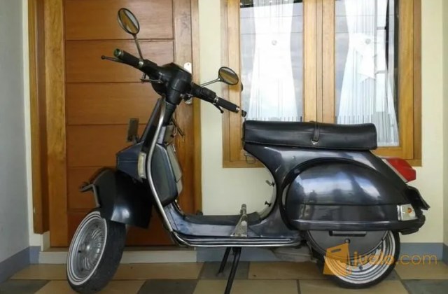 Harga Vespa Px 150 Exclusive 2
