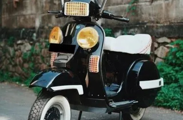 Vespa Px 200 Spartan
