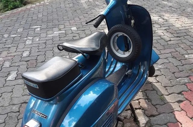Harga Vespa Super 75
