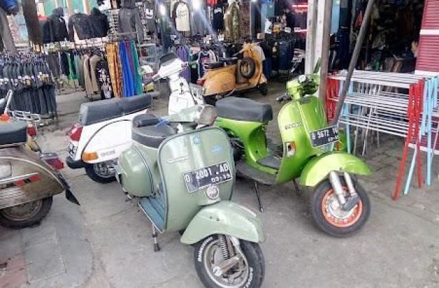 Bengkel Vespa Otista
