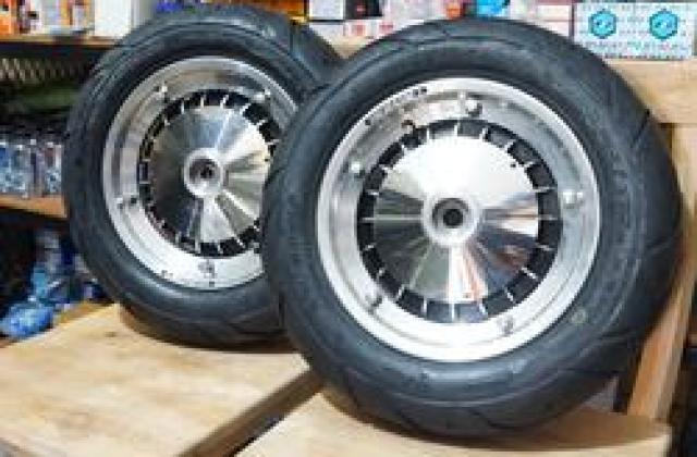 Vespa Super Ring 10
