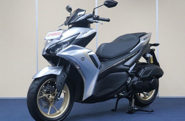 Motor Warna Silver Cocok Dengan Warna Apa
