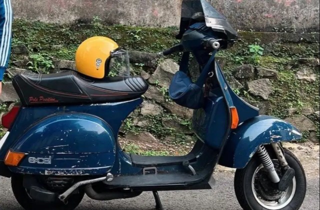 Harga Vespa Excel 2005
