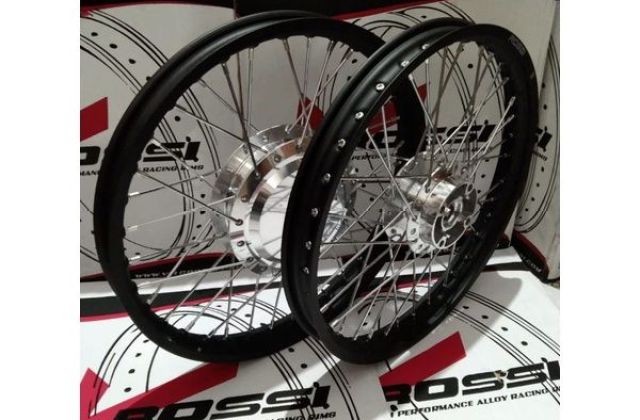 Honda Vario 150 Ring 17
