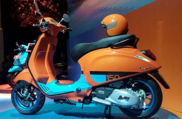 Vespa Piaggio Primavera
